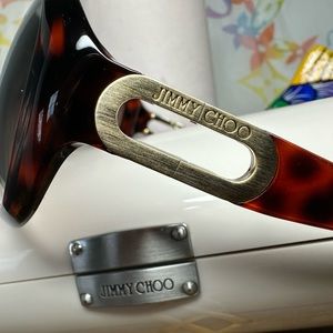 💛Jimmy Choo sunglasses with original case and outer protective packaging case